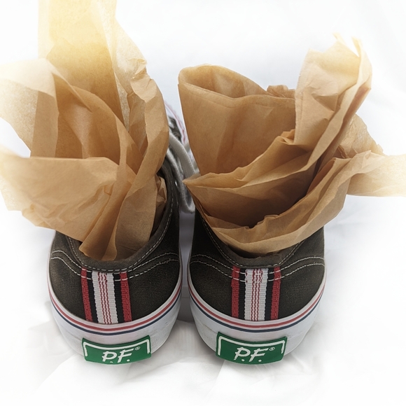 PF Flyers - Picture 2 of 4